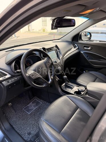 Hyundai Santa Fe-7