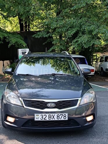 Kia Ceed SW-3