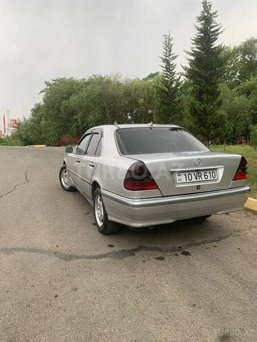 Mercedes C 220-7
