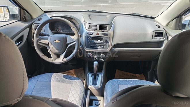 Chevrolet Cobalt-10