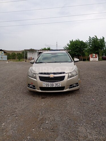 Chevrolet Cruze-1
