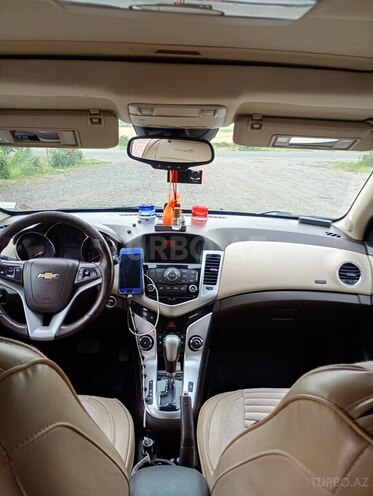 Chevrolet Cruze-3