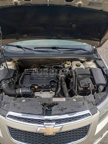 Chevrolet Cruze-4