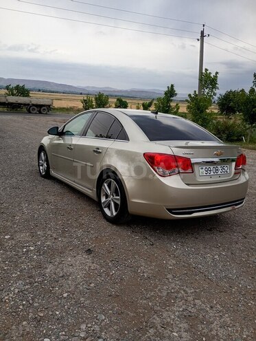Chevrolet Cruze-5