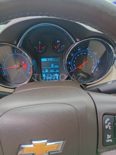 Chevrolet Cruze-7