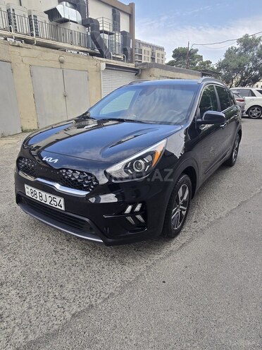Kia Niro-1