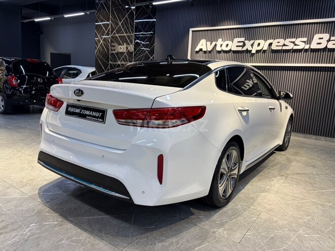 Kia Optima-3