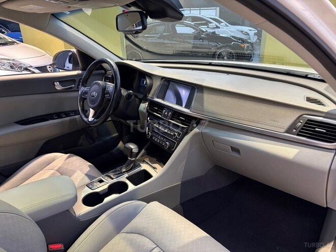 Kia Optima-17