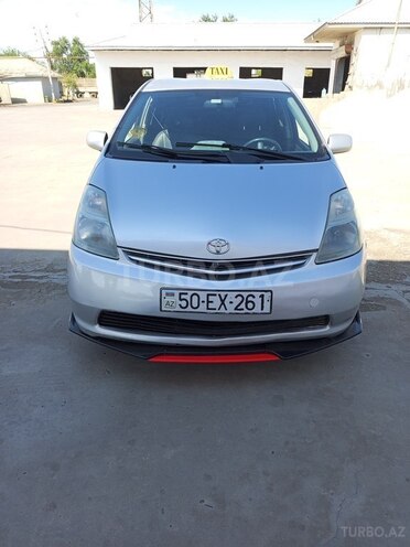 Toyota Prius-1
