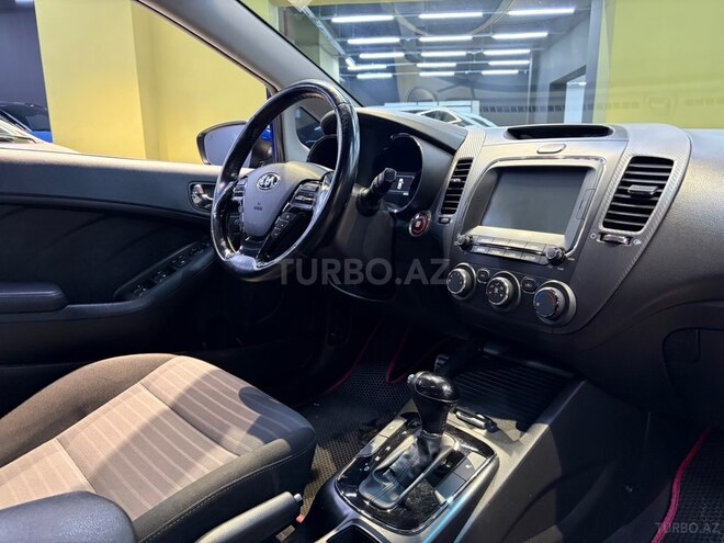 Kia Forte-15