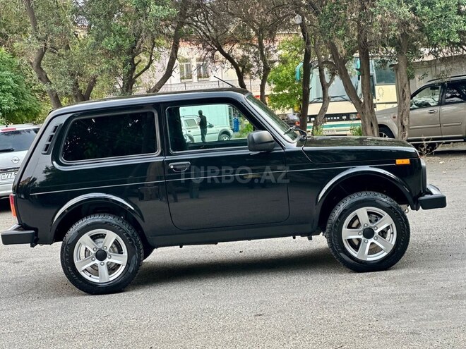 LADA (VAZ) Niva-3