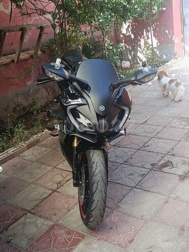 CFMOTO 250 SR-3