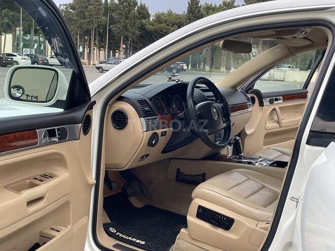 Volkswagen Touareg-16