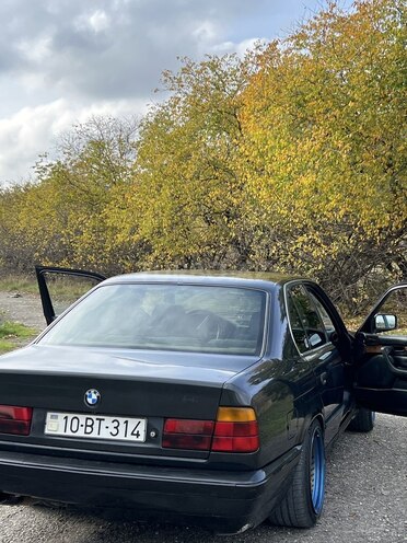 BMW 520-4