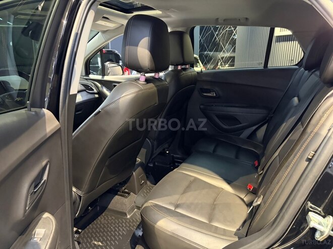 Chevrolet Trax-18