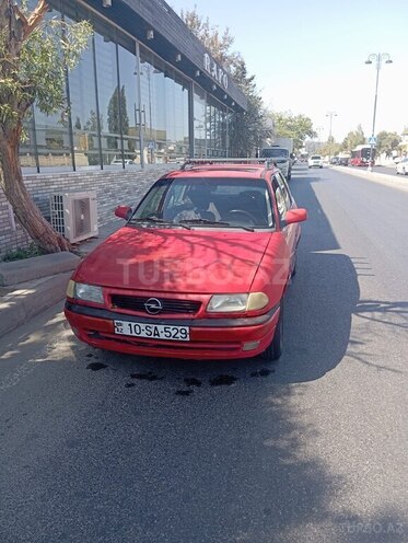 Opel Astra-2