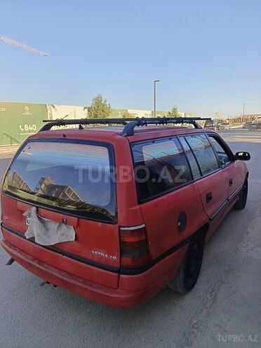 Opel Astra-7