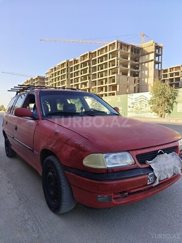 Opel Astra-10