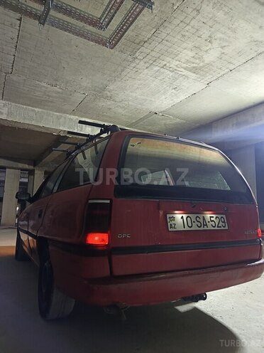 Opel Astra-12