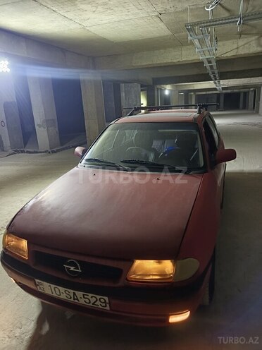 Opel Astra-13