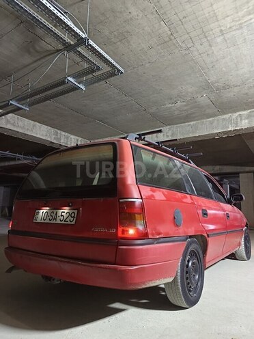 Opel Astra-14