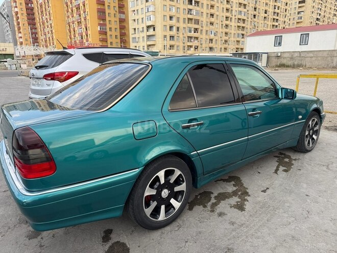 Mercedes C 200-4