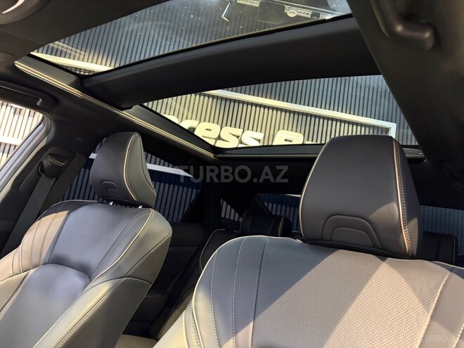 Toyota Crown-13