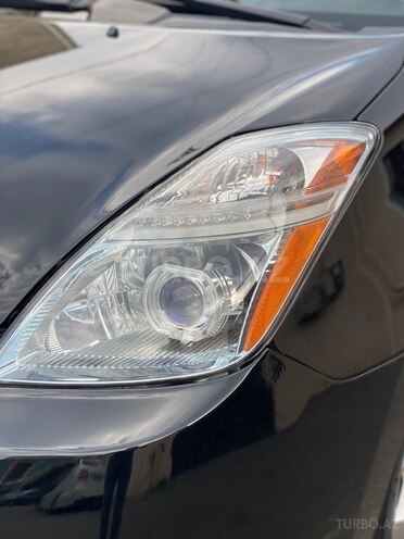 Toyota Prius-9