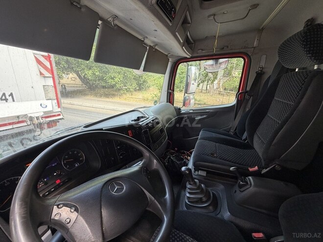 Mercedes Atego 818-11