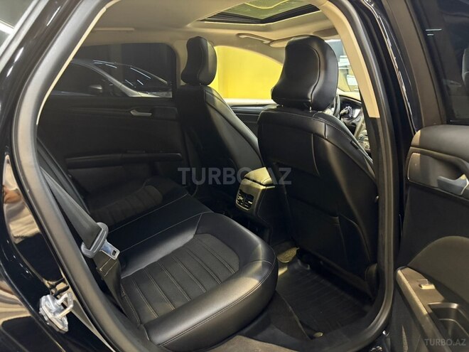 Ford Fusion (North America)-17