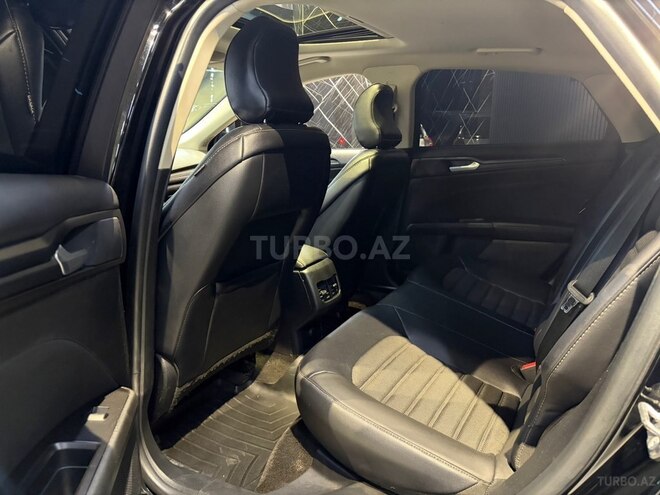 Ford Fusion (North America)-18