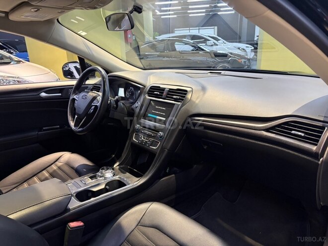 Ford Fusion (North America)-15