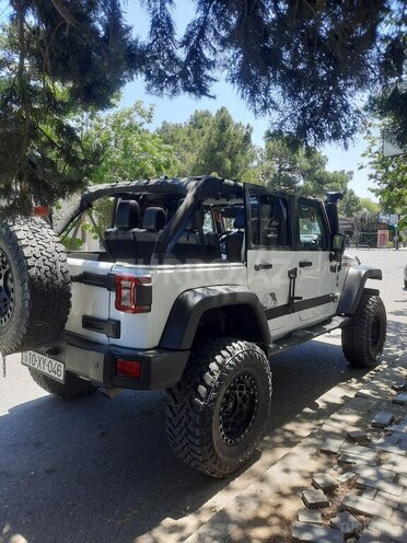 Jeep Wrangler-2