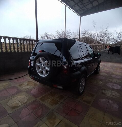Land Rover Freelander-2