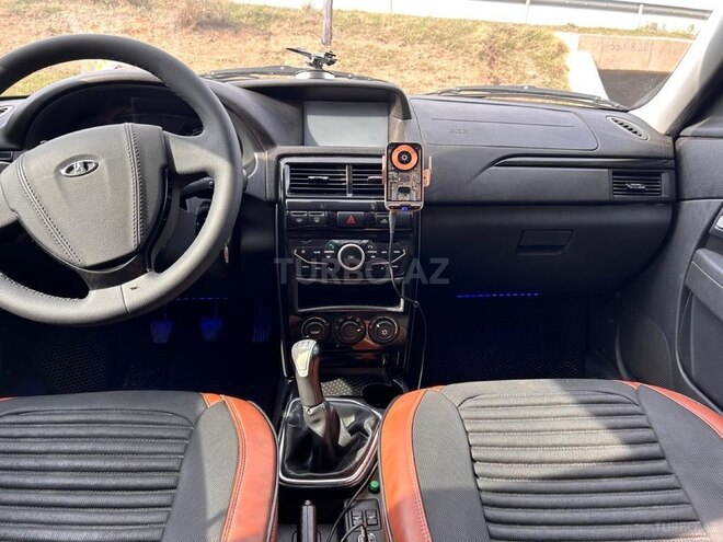 LADA (VAZ) Priora-8