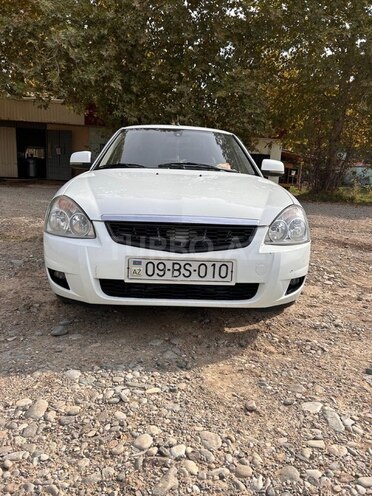 LADA (VAZ) Priora-1