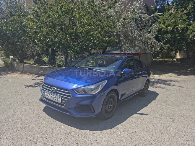 Hyundai Accent-5