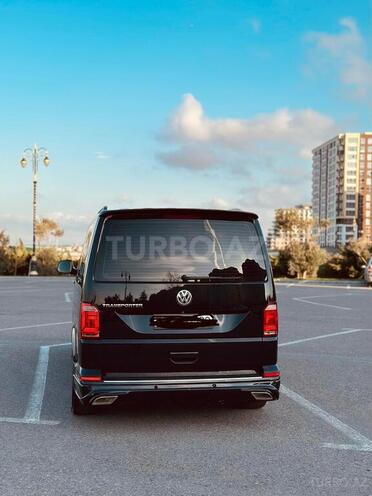 Volkswagen Transporter-4