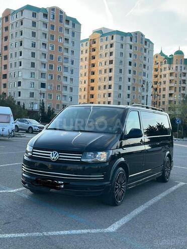 Volkswagen Transporter-5