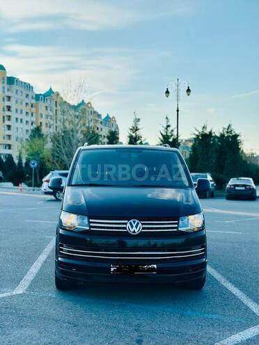 Volkswagen Transporter-1