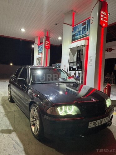 BMW 318-4