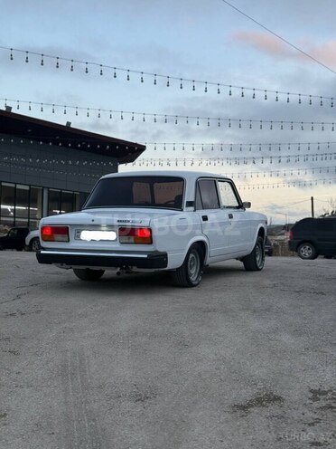 LADA (VAZ) 2107-4