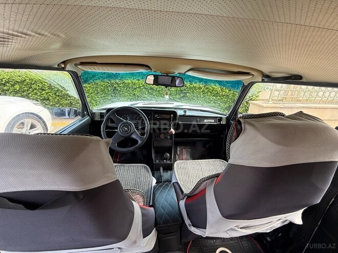 LADA (VAZ) 2107-10