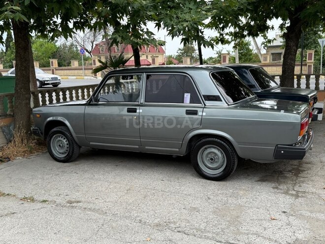 LADA (VAZ) 2107-5
