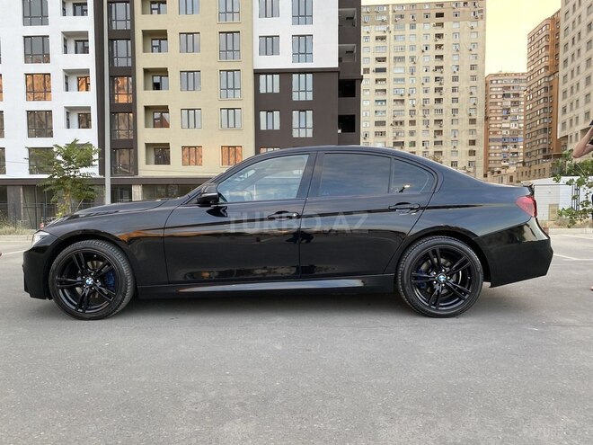 BMW 320-3
