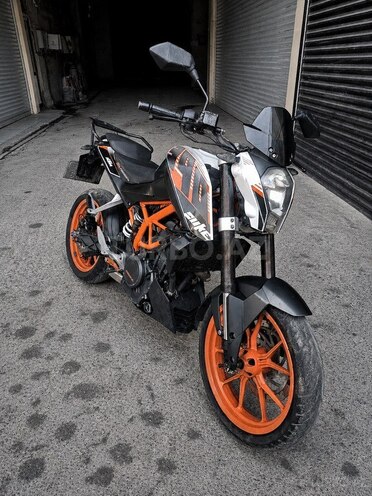 KTM 390 Duke-1
