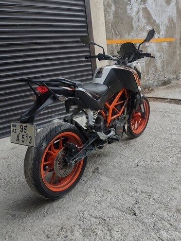 KTM 390 Duke-3