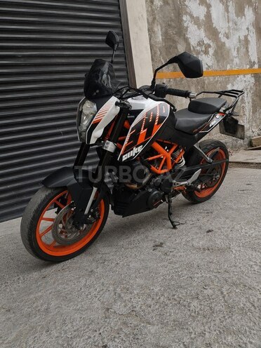 KTM 390 Duke-2