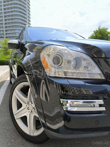 Mercedes GL 550 4MATIC-7