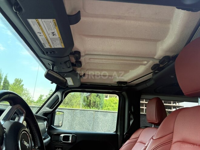 Jeep Wrangler-9